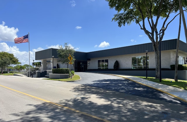 938 Normandy T 938, Delray Beach, FL 33484 - view of front of property with stucco siding