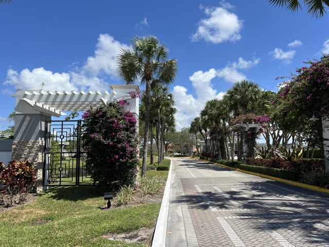 938 Normandy T 938, Delray Beach, FL 33484 - view of street with curbs