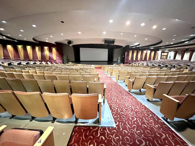 3301 Aruba Way Unit A1, Coconut Creek, FL 33066 - home theater room with recessed lighting