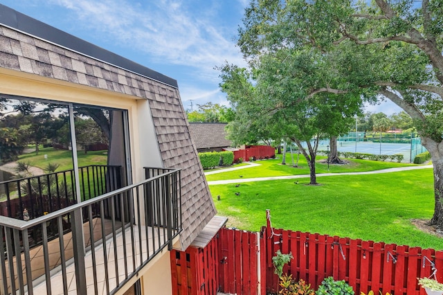 2883 SW 22nd Cir E Unit 51A, Delray Beach, FL 33445 - view of yard featuring a tennis court