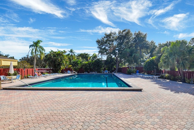 2883 SW 22nd Cir E Unit 51A, Delray Beach, FL 33445 - community pool with a patio area