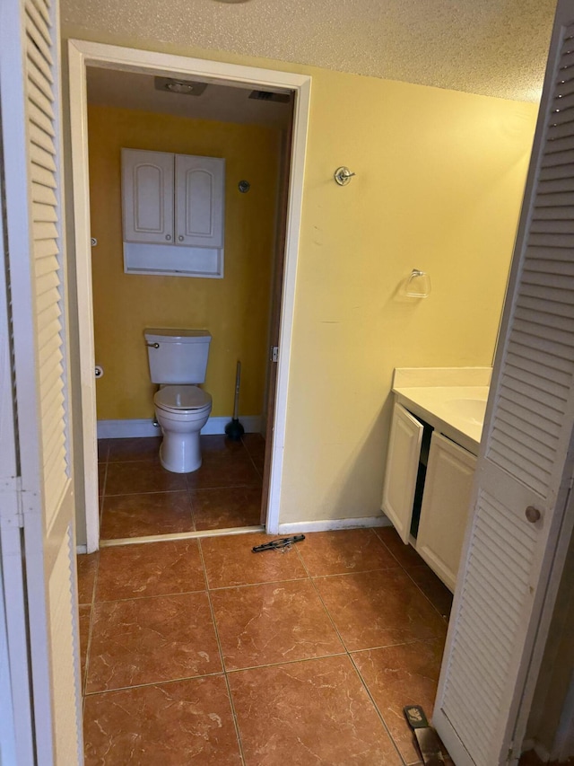 4145 Cypress Reach Ct Unit 503, Pompano Beach, FL 33069 - bathroom featuring vanity and tile patterned flooring