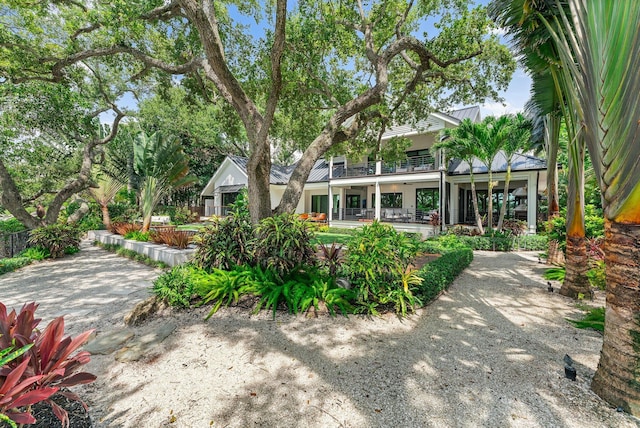 5488 Pennock Point Rd, Jupiter, FL 33458 - back of property with a balcony