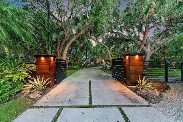 5488 Pennock Point Rd, Jupiter, FL 33458 - view of gate