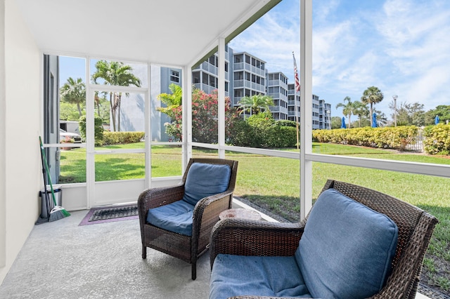 6699 NW 2nd Ave Unit 109, Boca Raton, FL 33487 - view of sunroom / solarium