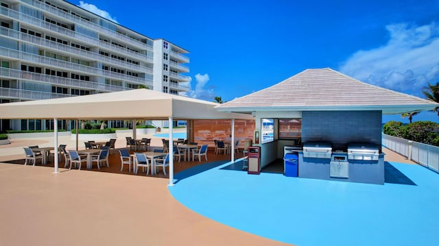 3546 S Ocean Blvd Unit 203, South Palm Beach, FL 33480 - view of pool