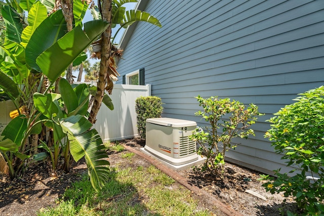 10 Copaire Rd, Sewalls Point, FL 34996 - exterior view of a power unit