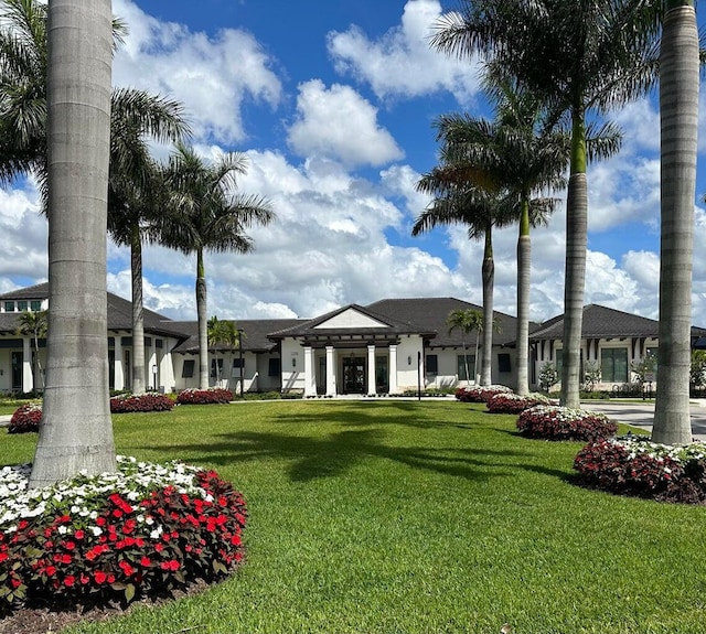 12277 Waterstone Cir, Palm Beach Gardens, FL 33412 - view of property's community with a lawn