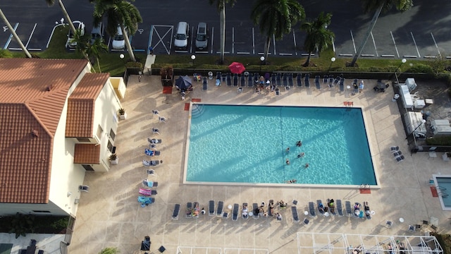 10231 N Circle Lake Dr Unit 101, Boynton Beach, FL 33437 - bird's eye view of a pool area