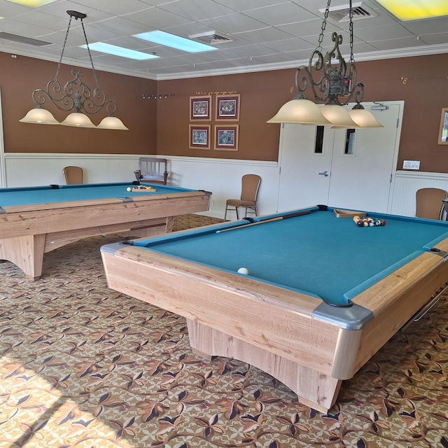 10231 N Circle Lake Dr Unit 101, Boynton Beach, FL 33437 - playroom featuring pool table, wainscoting, and ornamental molding