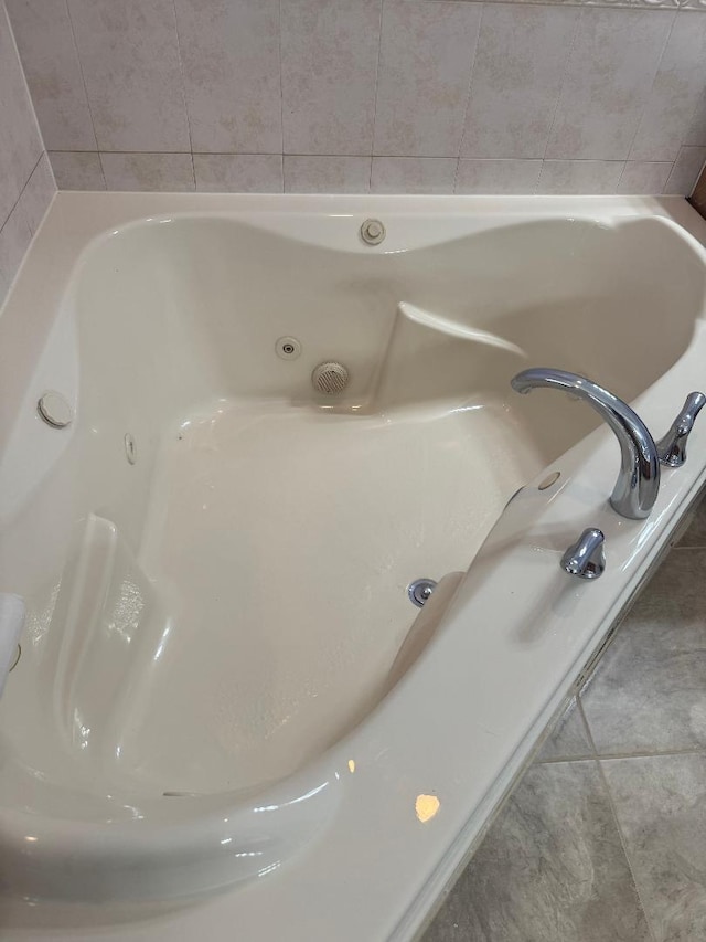 5760 NW Cleburn Dr, Port Saint Lucie, FL 34986 - bathroom view of a whirlpool tub