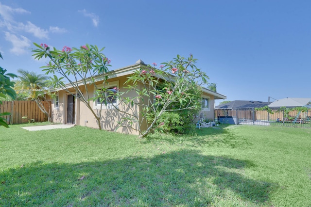1855 Lotus Ln, Wellington, FL 33414 - view of yard