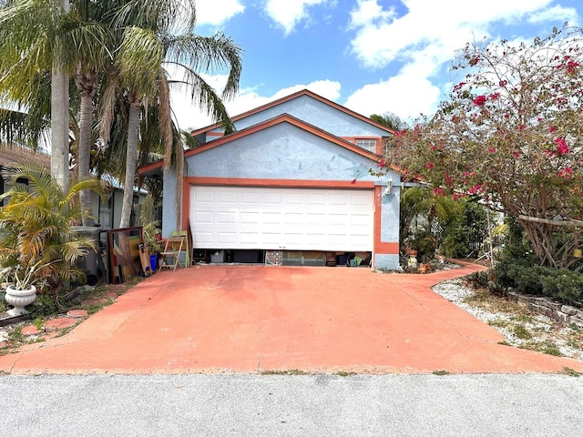 5473 E Berry Blossom Way E, West Palm Beach, FL 33415 - view of garage