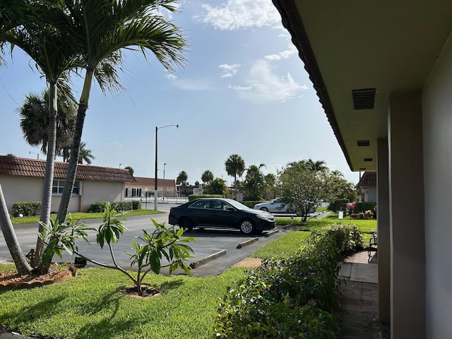 5725 Fernley Dr E Unit 71, West Palm Beach, FL 33415 - view of yard
