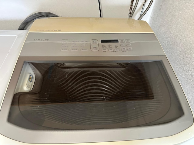 5725 Fernley Dr E Unit 71, West Palm Beach, FL 33415 - laundry view of washer / dryer