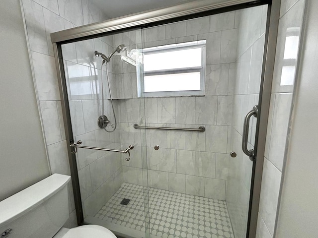 5725 Fernley Dr E Unit 71, West Palm Beach, FL 33415 - full bathroom with toilet and a shower stall