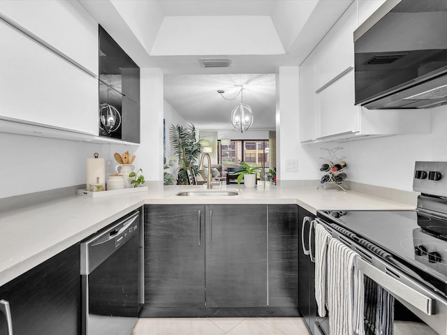 2027 SW 15th St Unit 177, Deerfield Beach, FL 33442 - kitchen featuring appliances with stainless steel finishes, a sink, and modern cabinets