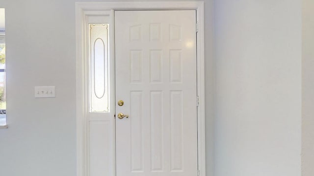 2569 SE Grand Dr, Port Saint Lucie, FL 34952 - view of entryway