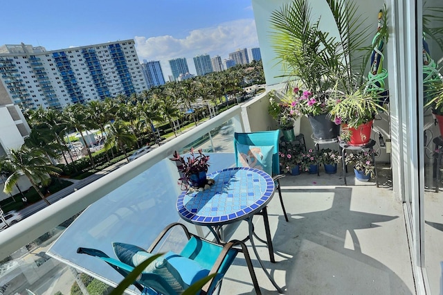 19201 Collins Ave Unit 337, Sunny Isles Beach, FL 33160 - balcony with a view of city