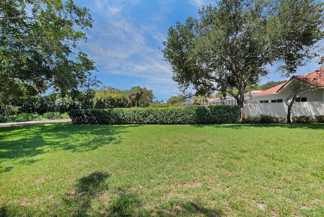 4689 Hammock Cir, Delray Beach, FL 33445 - view of green lawn