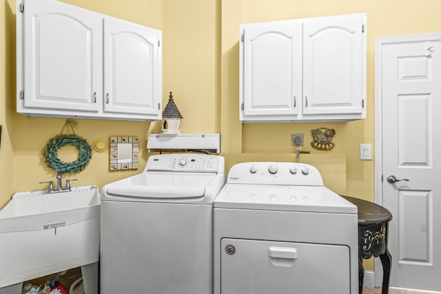 5986 Vista Linda Ln, Boca Raton, FL 33433 - washroom featuring washer and dryer and cabinet space