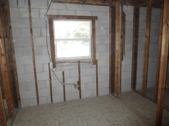 213 Osceola Ave, Fort Pierce, FL 34982 - below grade area with concrete block wall