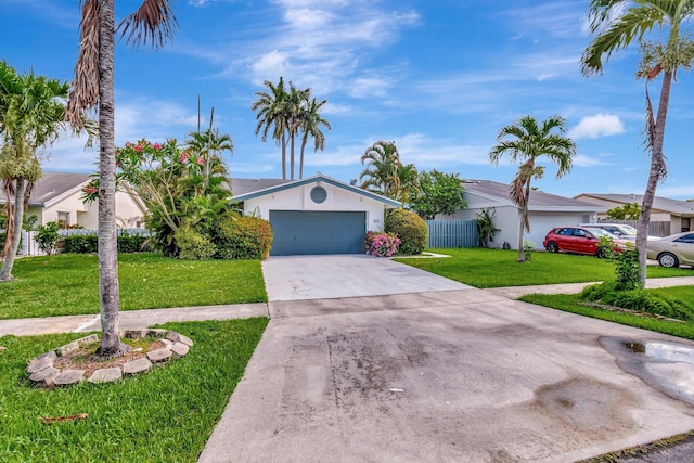 82 Baytree Cir, Boynton Beach, FL 33436 - view of front facade with driveway and an attached garage