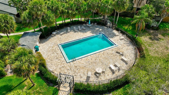82 Baytree Cir, Boynton Beach, FL 33436 - view of community pool