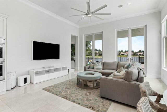 206 Via Emilia, Palm Beach Gardens, FL 33418 - living room featuring crown molding, ceiling fan, and recessed lighting