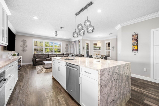 9961 Marsala Way, Delray Beach, FL 33446 - kitchen featuring dishwasher, a sink, dark wood-style floors, a textured ceiling, and baseboards