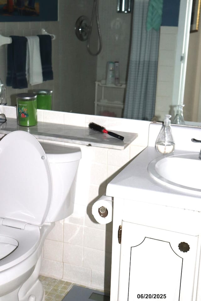 716 Saxony O Unit 716, Delray Beach, FL 33446 - bathroom with toilet and vanity