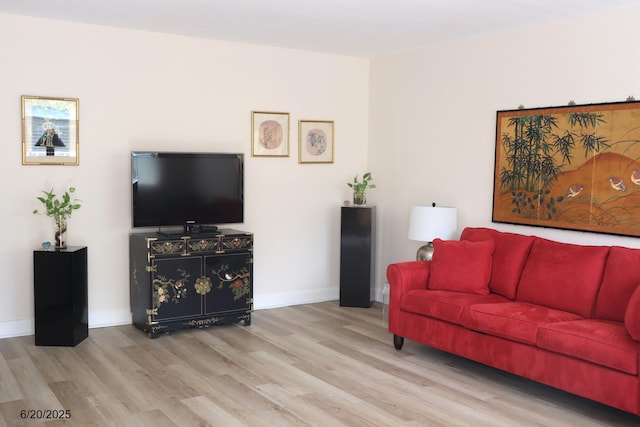 716 Saxony O Unit 716, Delray Beach, FL 33446 - living area with wood finished floors and baseboards