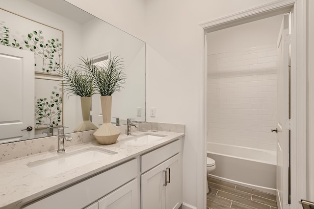 6783 Cobia Cir, Boynton Beach, FL 33437 - full bath with double vanity, wood finish floors, and  shower combination