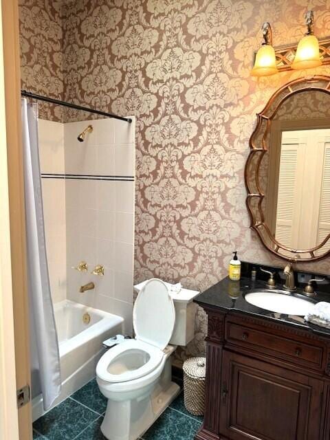3924 NW 58th St, Boca Raton, FL 33496 - full bath with wallpapered walls, vanity, shower / tub combo, toilet, and tile patterned floors
