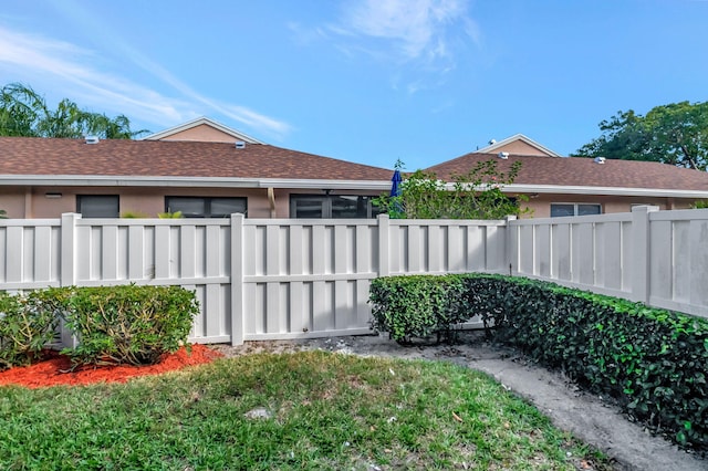 8164 Sweetbriar Way, Boca Raton, FL 33496 - view of fenced yard