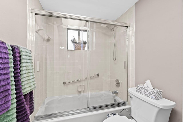 5100 Las Verdes Cir Unit 316, Delray Beach, FL 33484 - bathroom with toilet and combined bath / shower with glass door