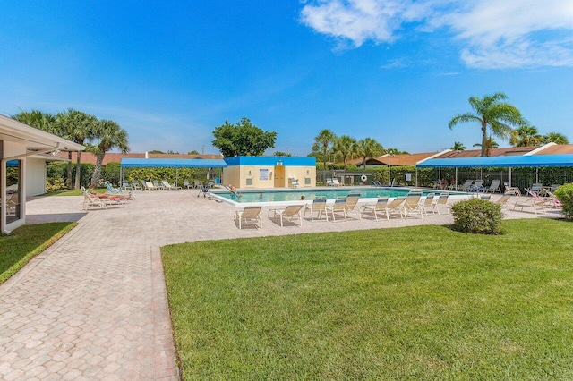 5100 Las Verdes Cir Unit 316, Delray Beach, FL 33484 - community pool with a patio area