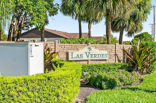 5100 Las Verdes Cir Unit 316, Delray Beach, FL 33484 - view of community / neighborhood sign