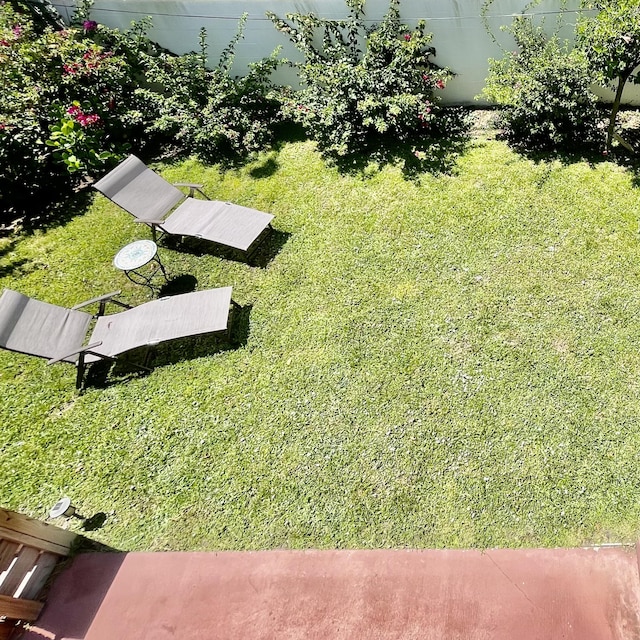 470 S Mars Way NE, Juno Beach, FL 33408 - view of green lawn