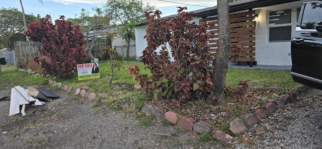 1510 S 23rd Ave, Hollywood, FL 33020 - view of yard