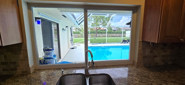 8205 Winnipesaukee Way, Lake Worth, FL 33467 - view of pool featuring a sink