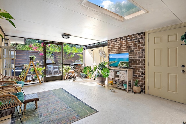 506 5th Ter, Palm Beach Gardens, FL 33418 - sunroom / solarium featuring a skylight