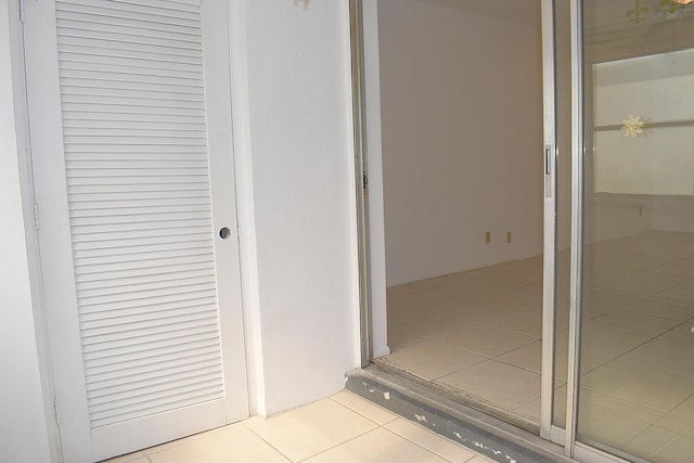 2930 Crosley Dr E Unit G, West Palm Beach, FL 33415 - interior space with tile patterned floors