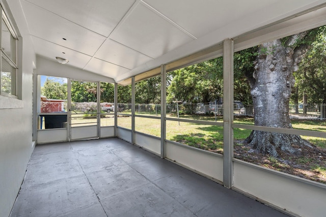 903 S 27th St, Fort Pierce, FL 34947 - unfurnished sunroom with vaulted ceiling