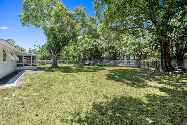 903 S 27th St, Fort Pierce, FL 34947 - view of yard with a sunroom