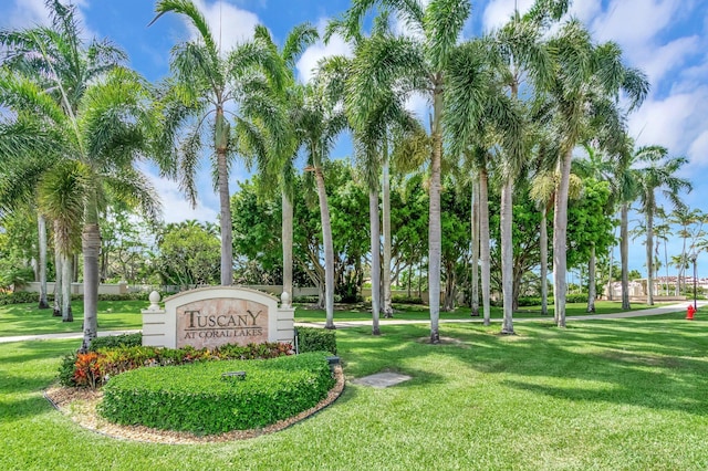 12522 Via Ravenna, Boynton Beach, FL 33436 - community / neighborhood sign featuring a lawn