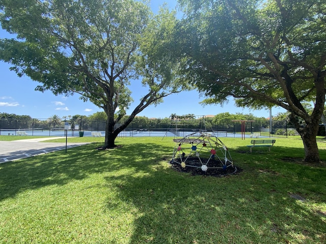 9496 Majestic Way, Boynton Beach, FL 33437 - view of community with a tennis court