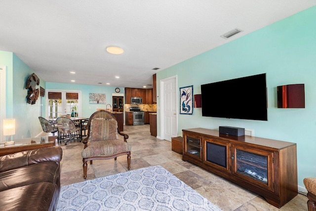 1858 Bartlett Ct, Lake Clarke Shores, FL 33406 - living area featuring recessed lighting
