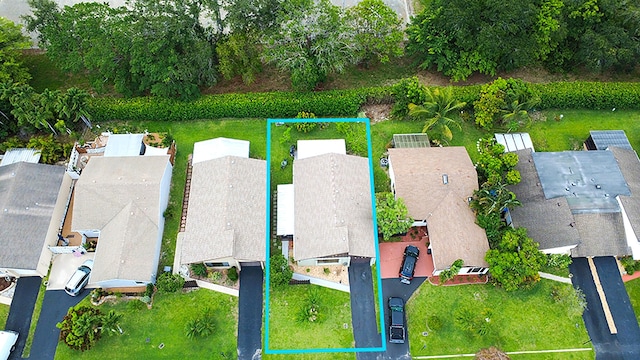 5135 Mirror Lakes Blvd, Boynton Beach, FL 33472 - aerial perspective of suburban area with property boundaries highlighted