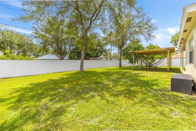 2481 SE Berkshire Blvd, Port Saint Lucie, FL 34952 - view of yard featuring cooling unit